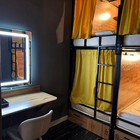 Flats Hostel Астана Екстериор снимка