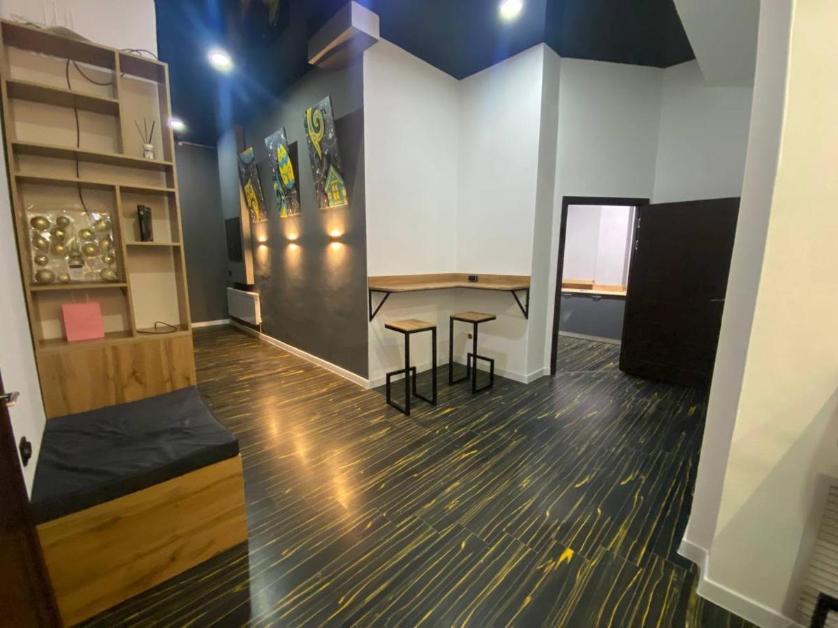 Flats Hostel Астана Екстериор снимка