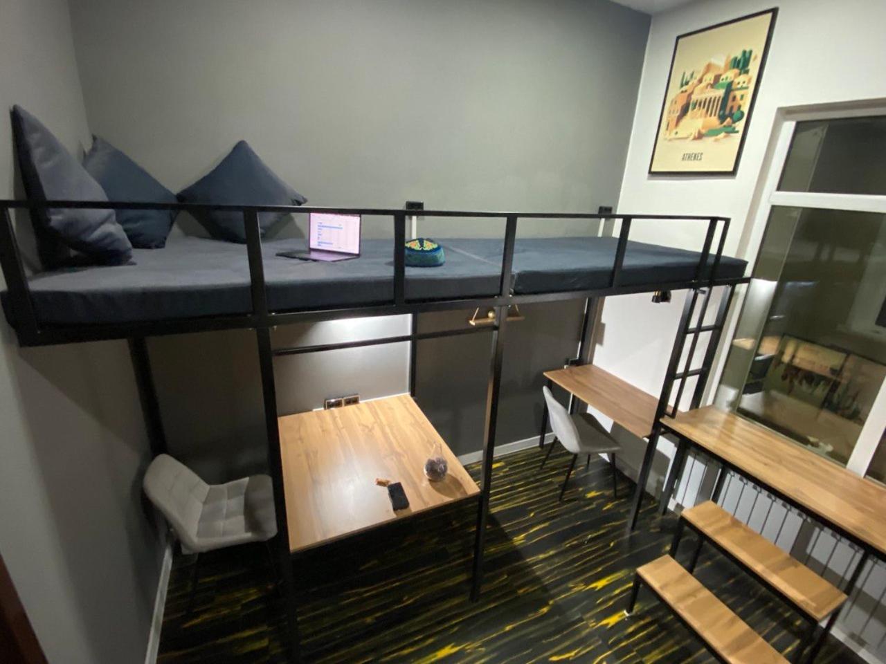 Flats Hostel Астана Екстериор снимка